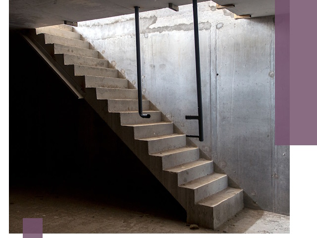 Изготовление и монтаж лестниц в подвале в Карталах